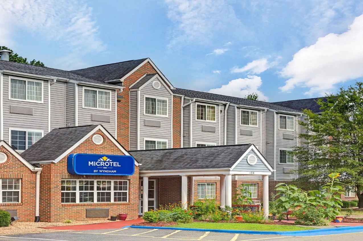 Microtel Inn & Suites (RDU) - Gallery 2