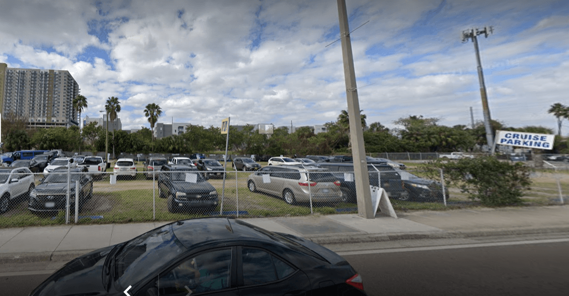 241 Car Services- Secure Parking (Port of Tampa) - Gallery 1