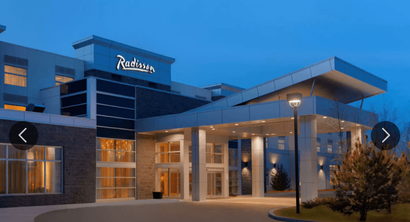 Radisson Hotel Calgary Airport (YYC)