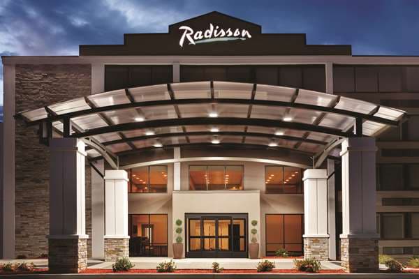 Radisson Hotel Charlotte Airport (CLT)