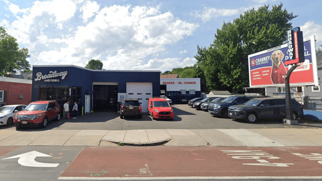 Broadway Motor Service (BOS) - Gallery 3