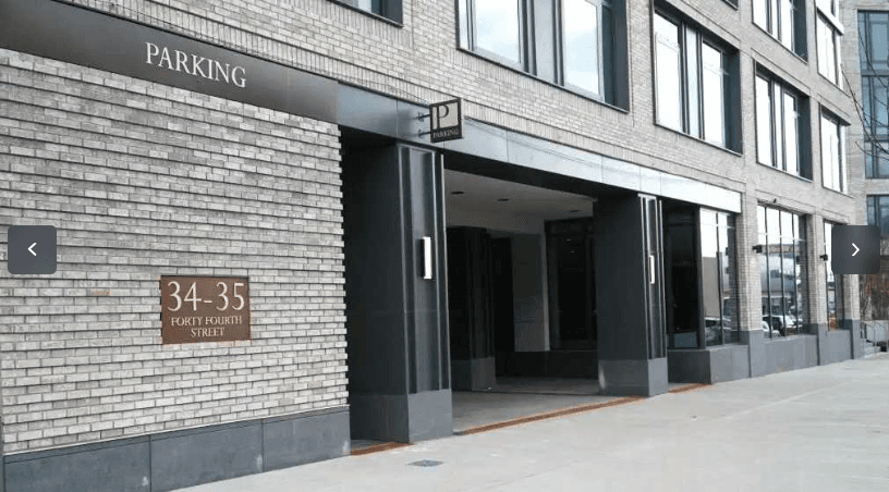 Hearthstone Garage (LGA)