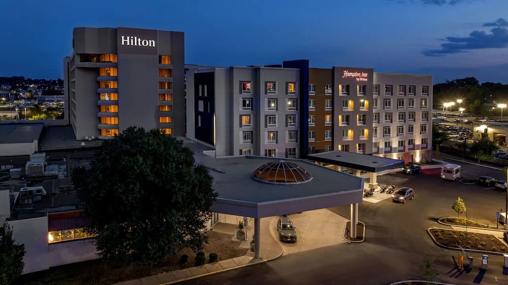 Hilton St. Louis Airport (STL)