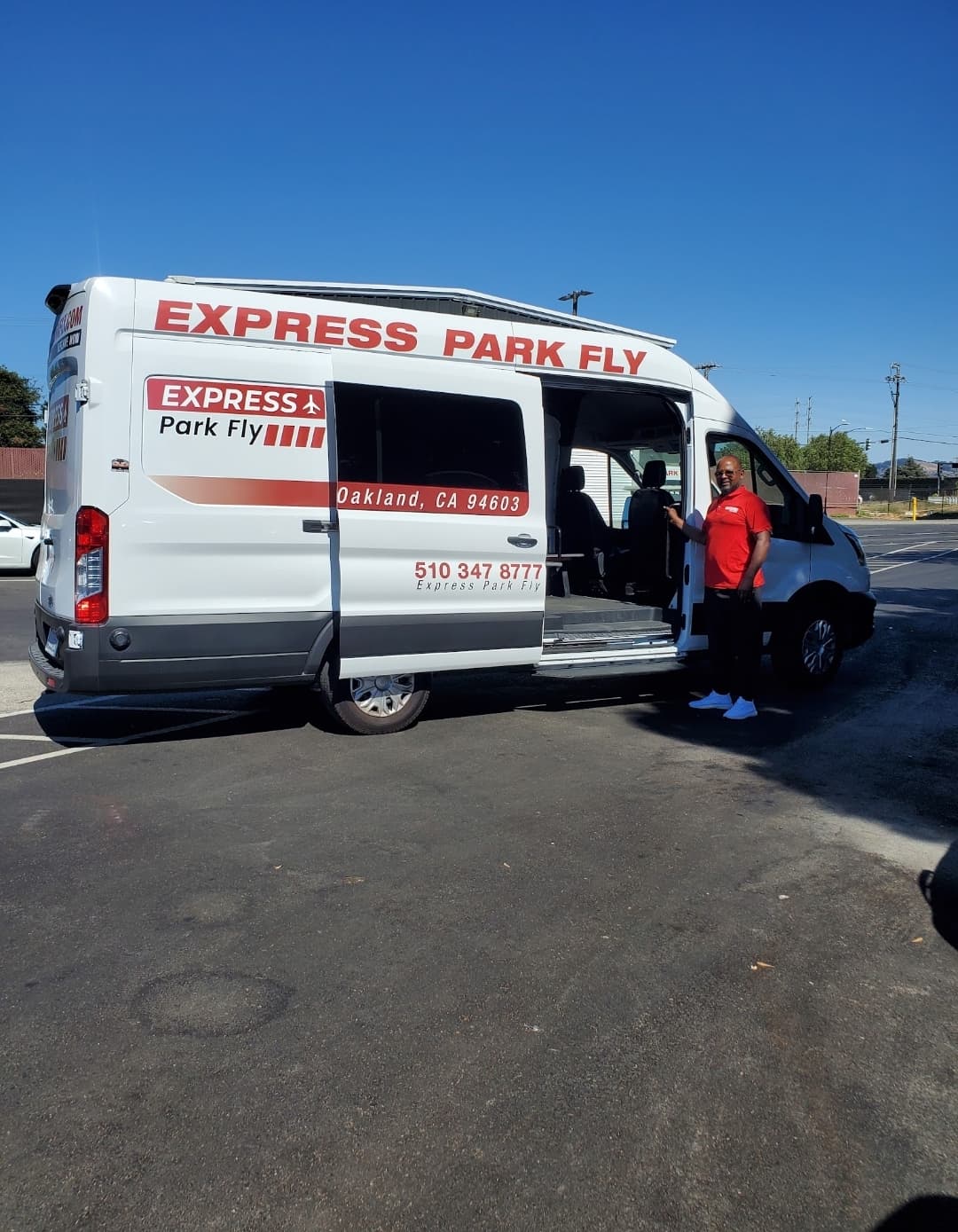 Express Park Fly (OAK)