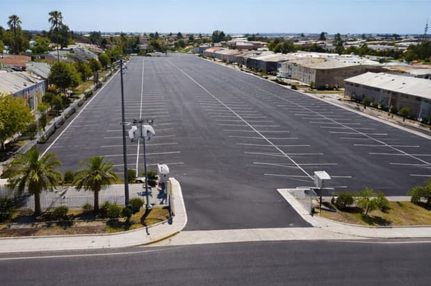 Spring Park Airport Parking (OAK) - Gallery 3
