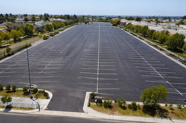Spring Park Airport Parking (OAK) - Gallery 2