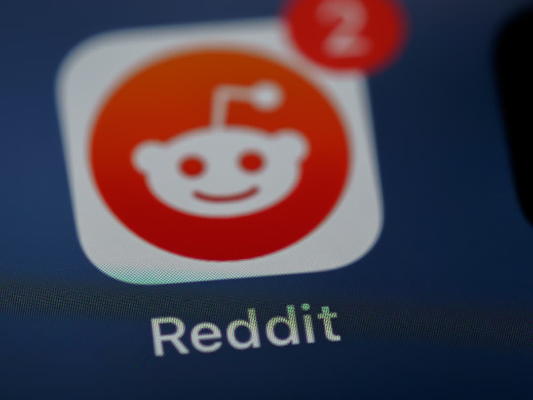 red and white 8 logo — Photo by Brett Jordan on Unsplash