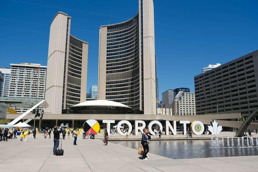 Toronto city hall and sign are in view — Photo by Anil Baki Durmus on Unsplash