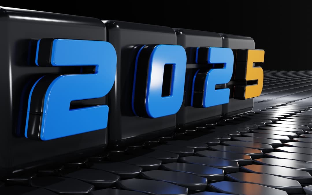 A black and blue sign with the number twenty five in front of it — Photo by BoliviaInteligente on Unsplash