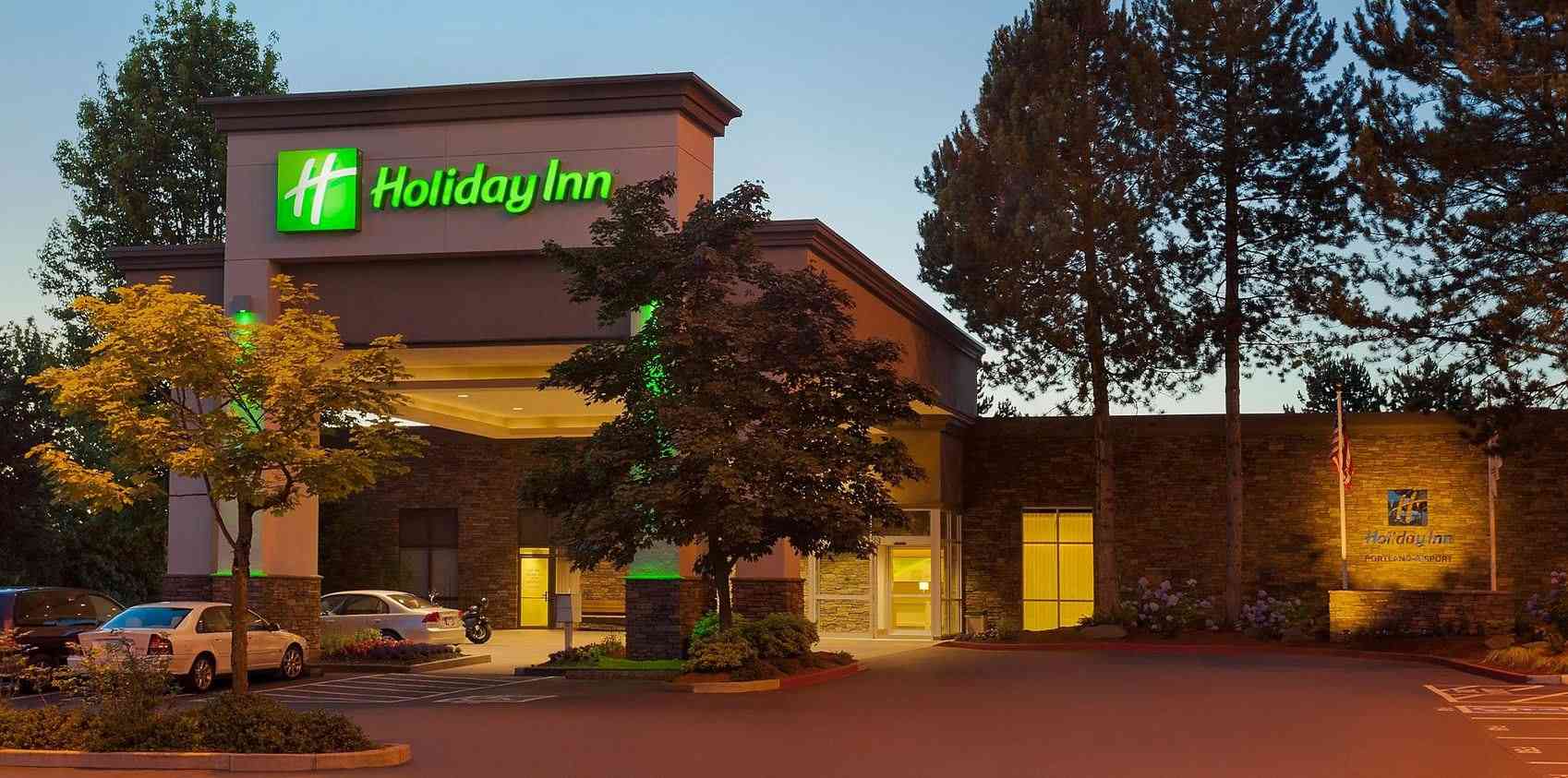 Holiday Inn (PDX) - Photo 1
