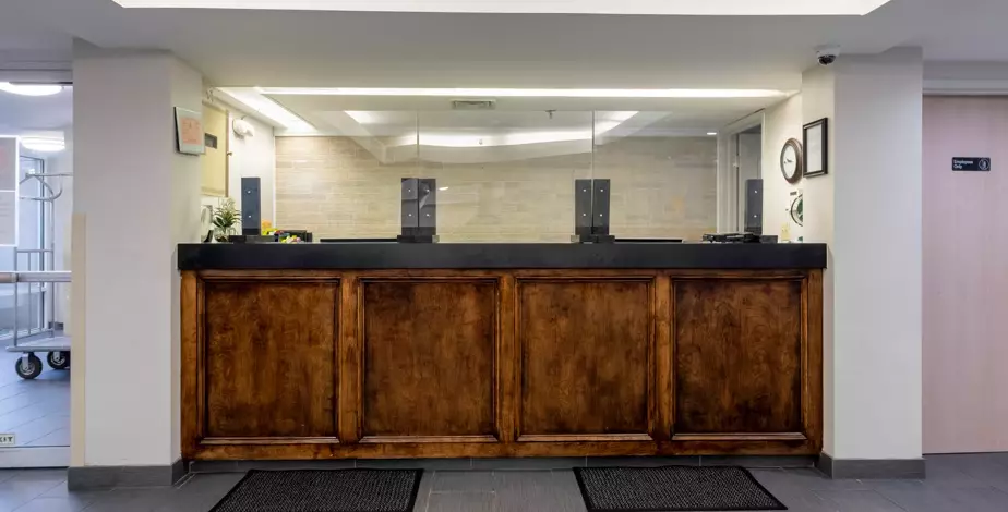 Home Town Inn East Syracuse Airport (SYR) - Photo 1