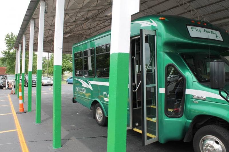 Fly Away Airport Parking Nashville (BNA) - Gallery 2