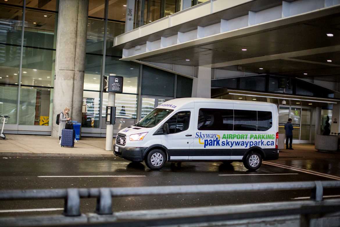 Skyway Park North lot (YYZ) - Gallery 1