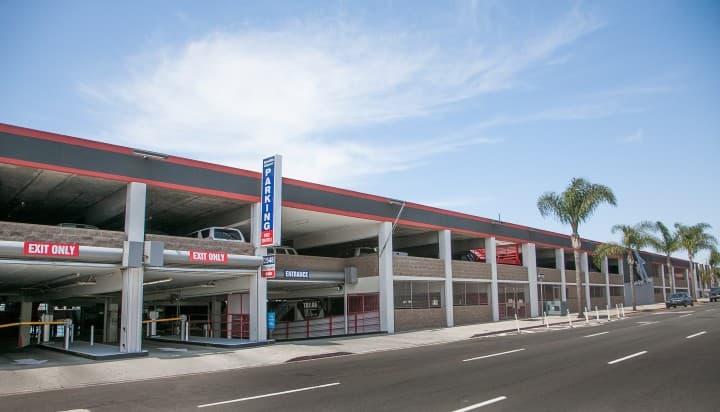 Aladdin Airport Parking (SAN) - Gallery 4