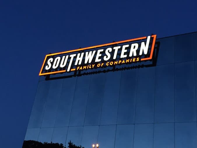 Southwestern Airport Parking (BNA) - Gallery 3