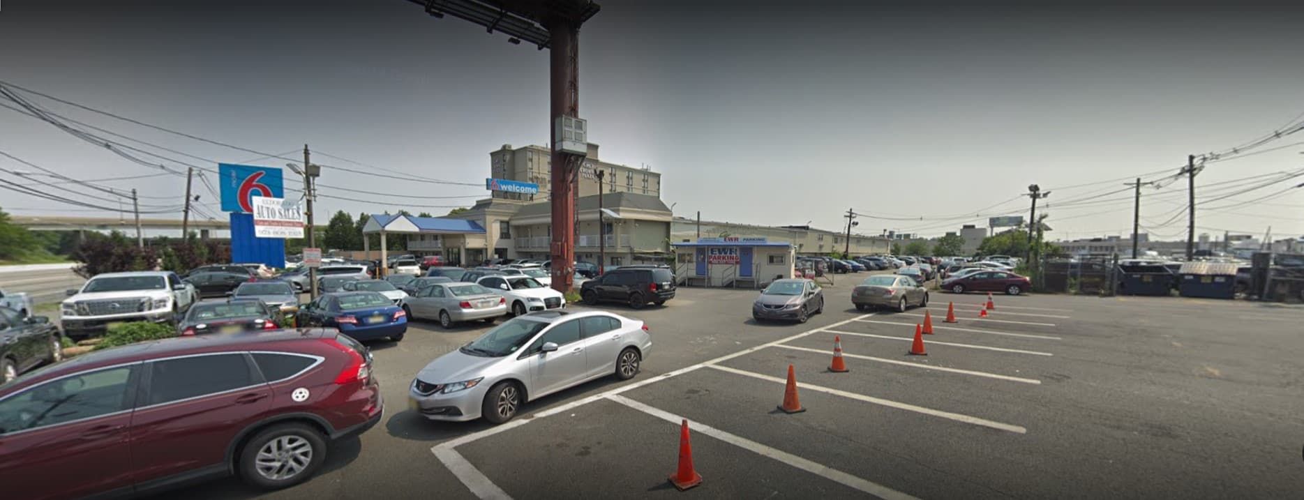 EWR Airport Parking (EWR) - Photo 1