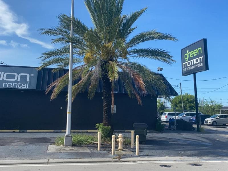 Green Airport Parking (MIA) - Photo 1